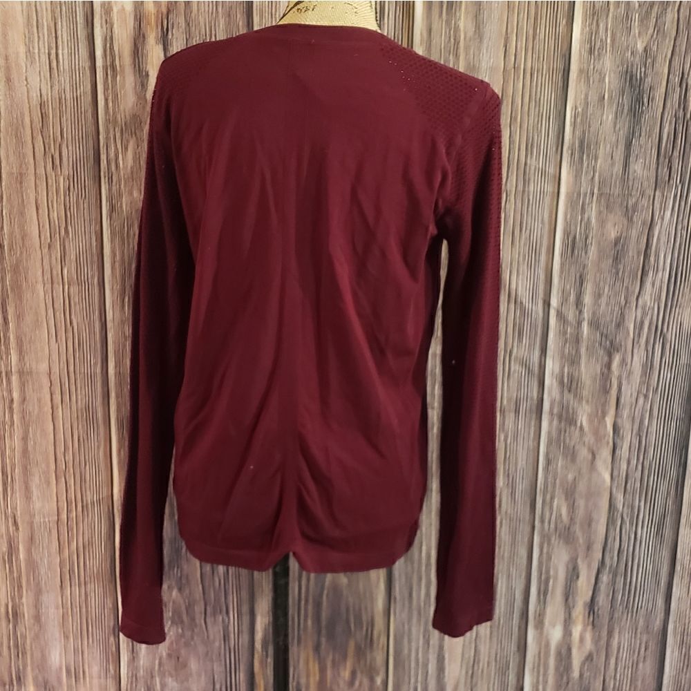 3 for $25 Fabletics Top - Picture 2 of 11